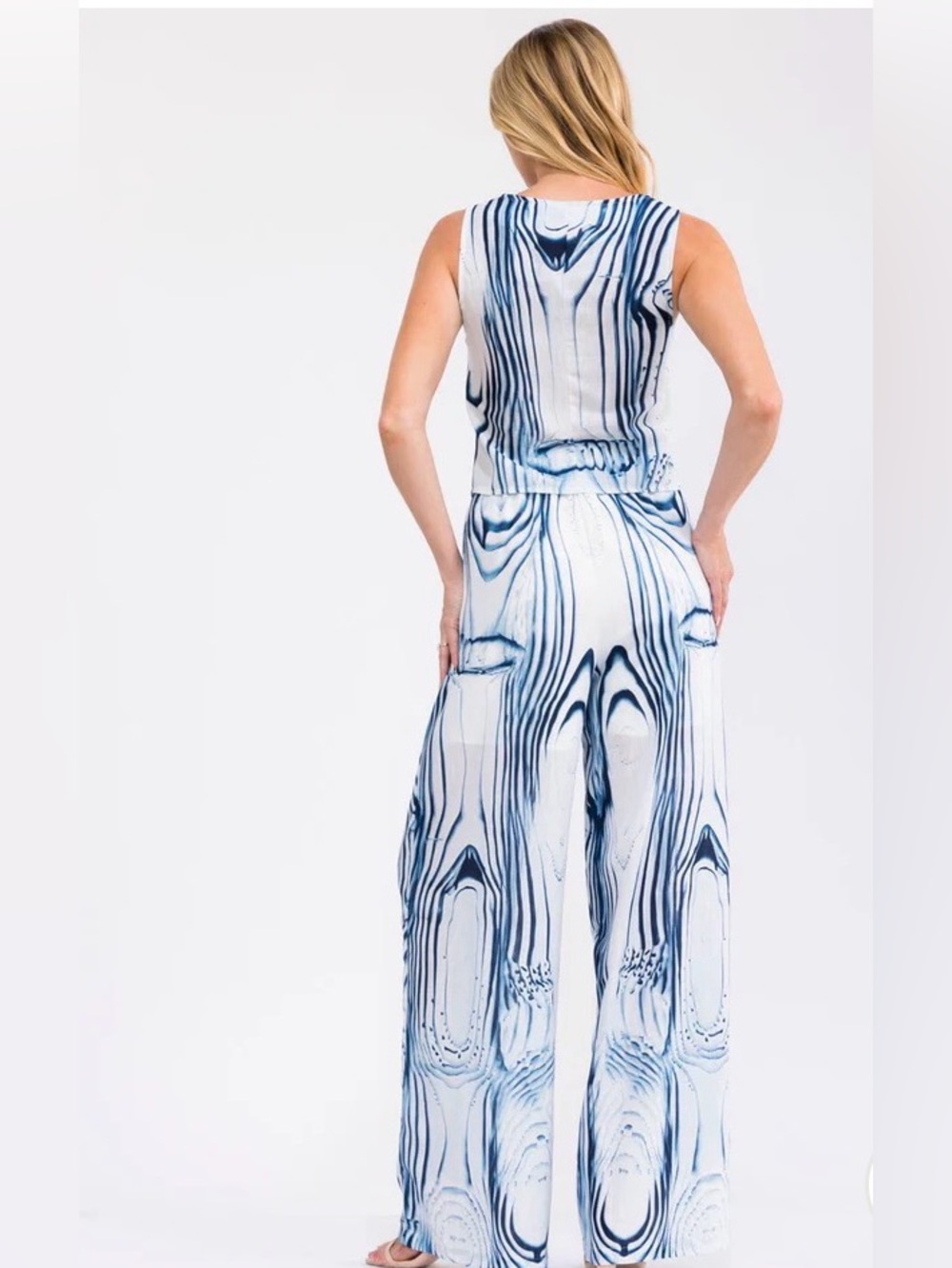 0238. Sleeveless Vest Blue Marble Wide-Leg Pant Set - Picture 3 of 3